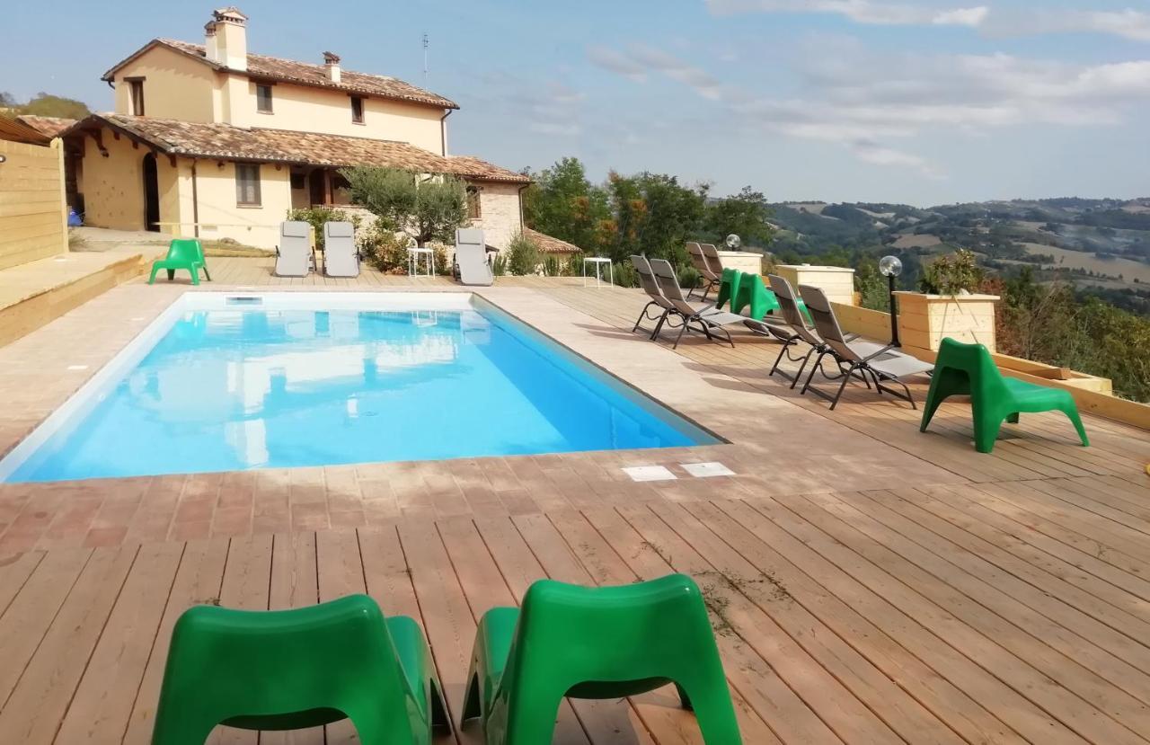 Country House Ca' Vernaccia Guest House อูร์บีโน ภายนอก รูปภาพ