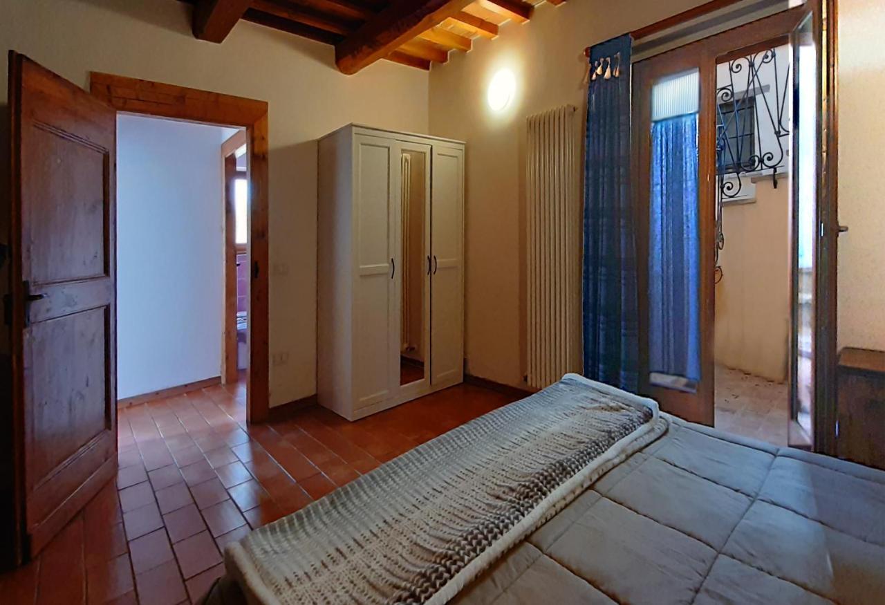 Country House Ca' Vernaccia Guest House อูร์บีโน ภายนอก รูปภาพ