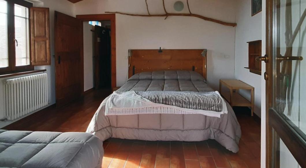 Country House Ca' Vernaccia Guest House อูร์บีโน ภายนอก รูปภาพ