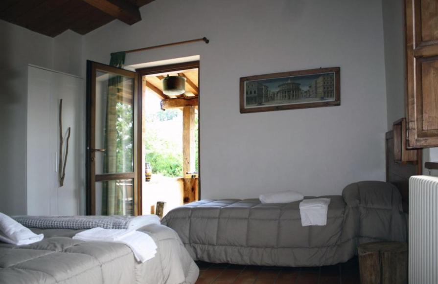 Country House Ca' Vernaccia Guest House อูร์บีโน ภายนอก รูปภาพ
