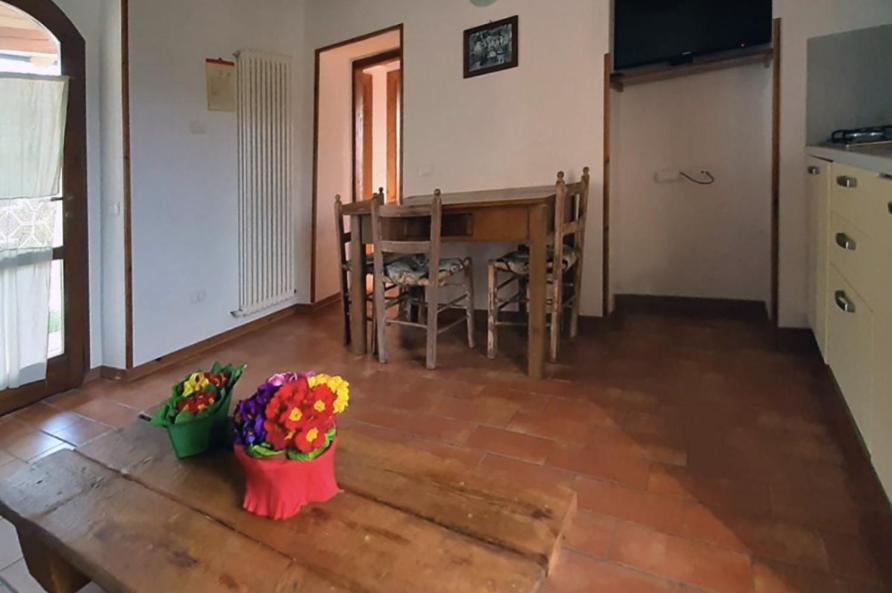 Country House Ca' Vernaccia Guest House อูร์บีโน ภายนอก รูปภาพ