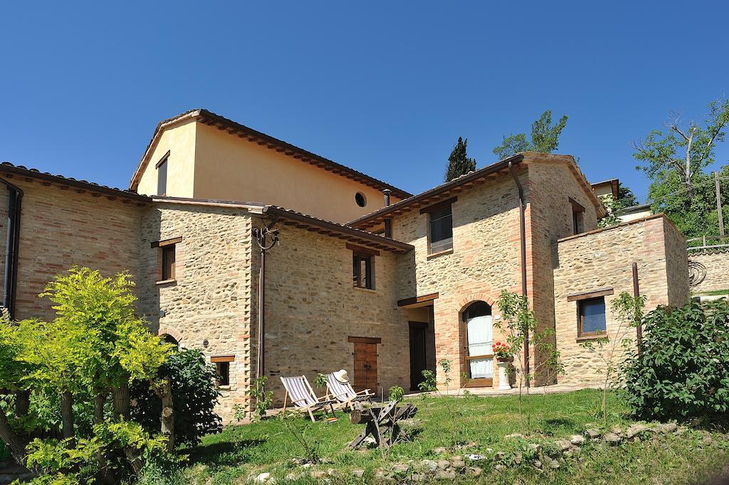 Country House Ca' Vernaccia Guest House อูร์บีโน ภายนอก รูปภาพ